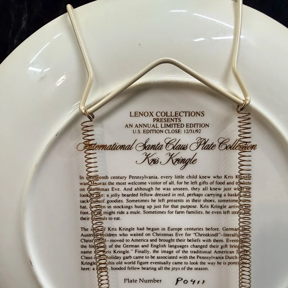 1992 LENOX COLLECTIONS “Kris Kringle” Collector Plate #P0411